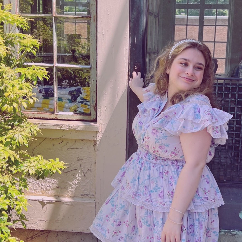 Meet your Posher, Julia